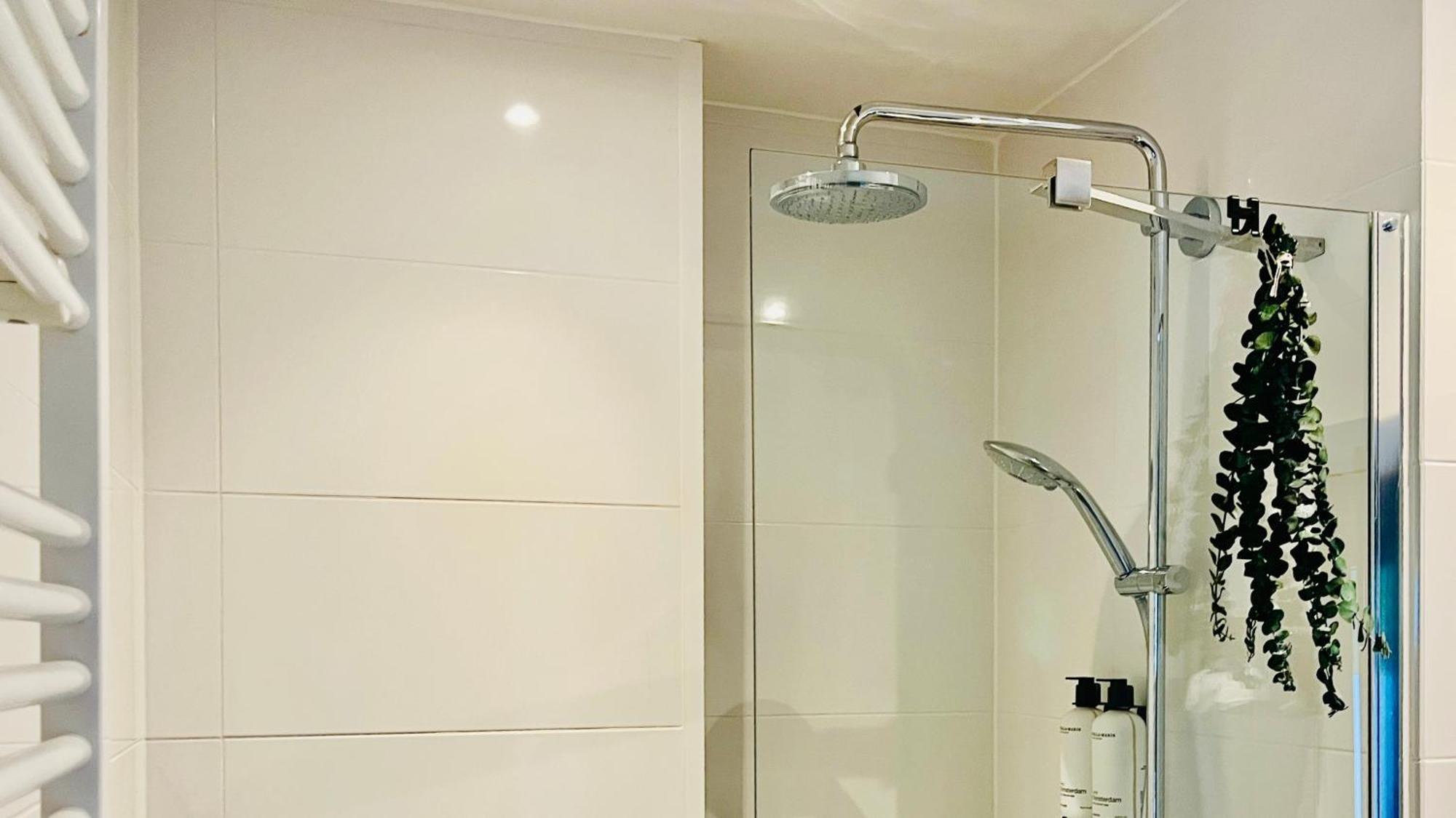 ברדה Hotel Sutor מראה חיצוני תמונה